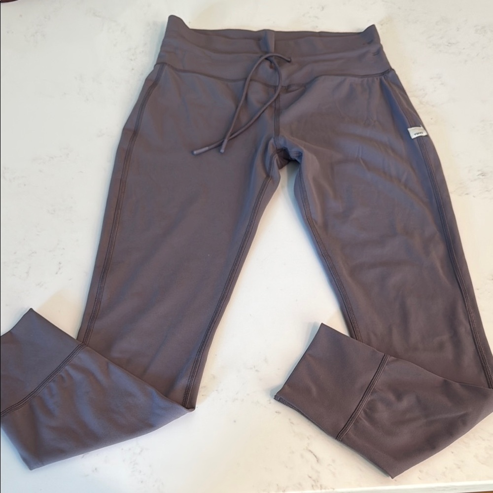 Vuori Light Purple Daily Leggings